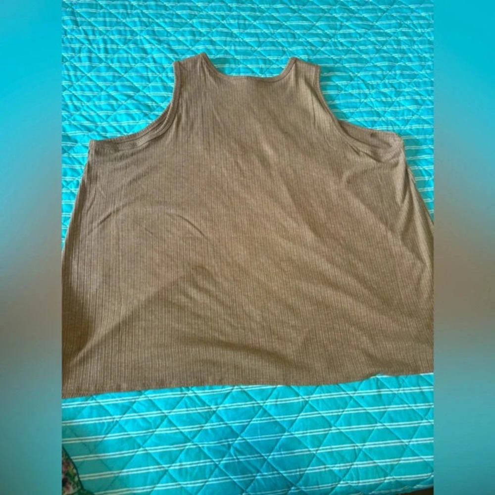 - 𝅺OLD Navy Luxe brown gold Ribbed Tank Top Women’s XXL Plus-I bought never …